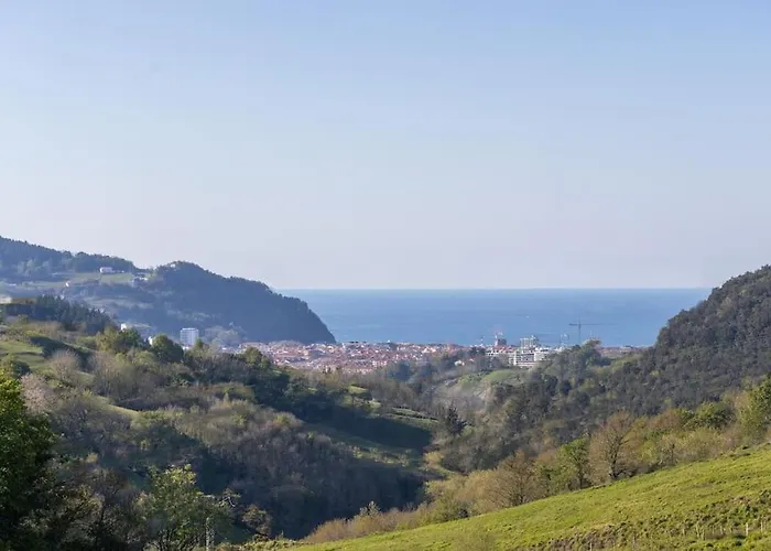 Perratzu Landarbide -ideal Parejas By Egona Aia